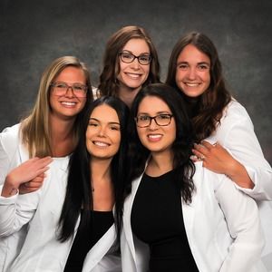 Meet your Posher, Fadia